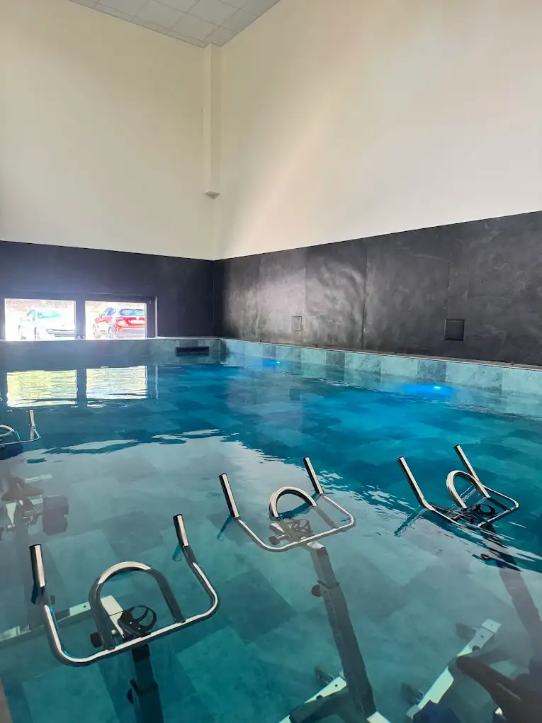 Espace Sport & santé Aquatik - Vue depuis la surface de l'eau